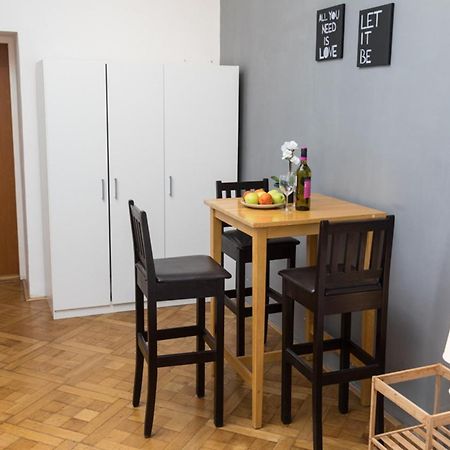 Welcome Apartments On Lublanska Prague Luaran gambar
